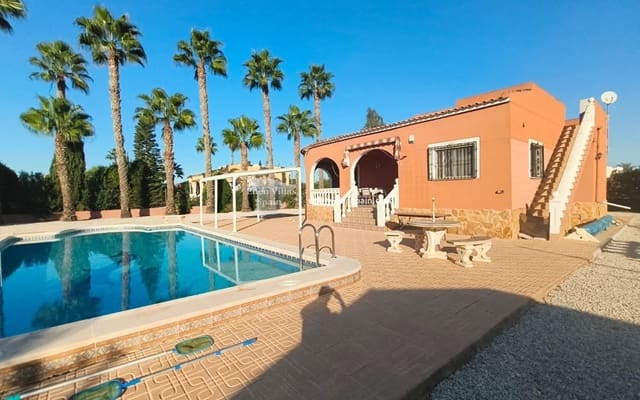 5 sypialnia Finka/Dom wiejski na sprzedaż w Catral z basenem garażem - 399 995 € (Ref: 10167909)