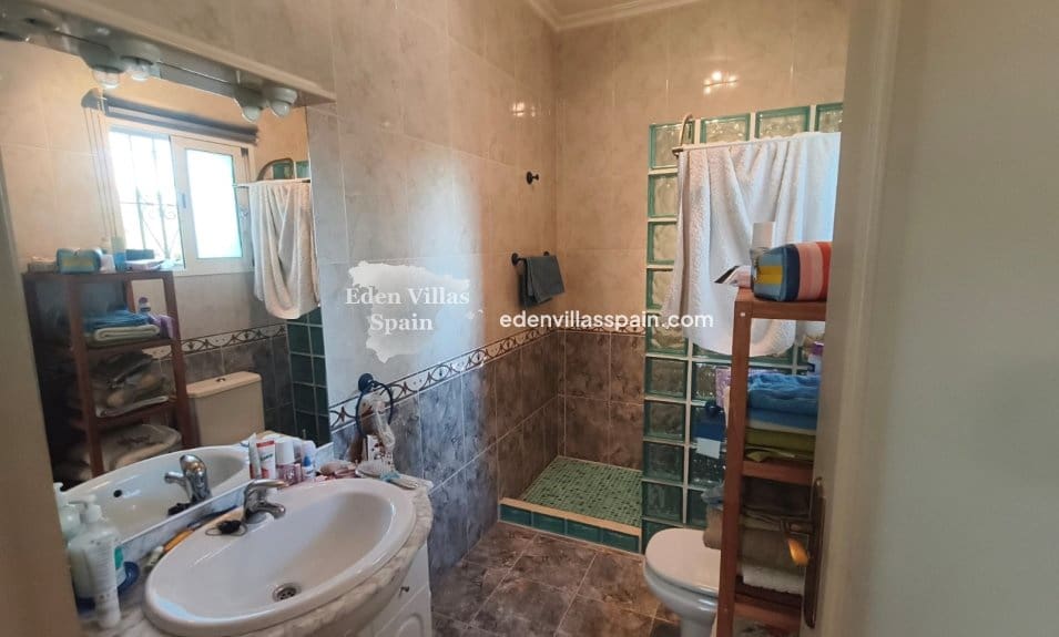5 soveværelse Finca/Landehus til salg i Alicante by med swimmingpool garage - € 399.995 (Ref: 10167914)