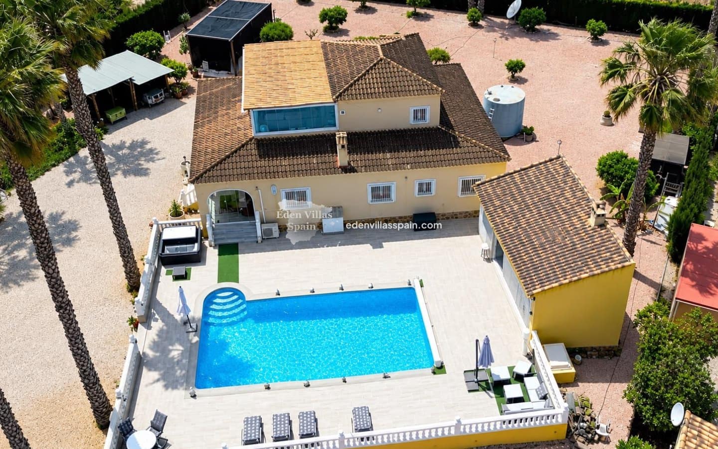 3 soveværelse Finca/Landehus til salg i Benejuzar med swimmingpool garage - € 575.000 (Ref: 10172822)