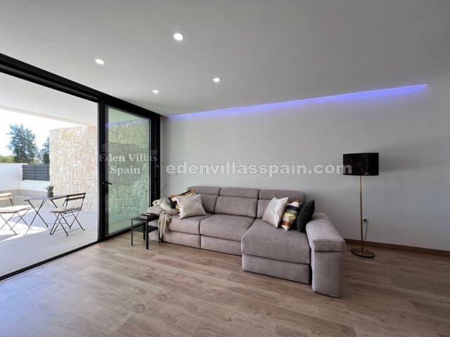 3 bedroom Townhouse for sale in Alicante / Alacant city with pool - € 425,000 (Ref: 7589998)