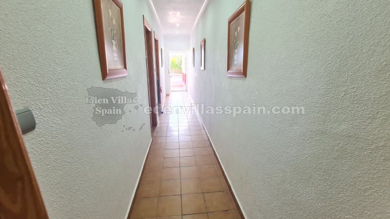 5 sypialnia Finka/Dom wiejski na sprzedaż w Catral z basenem garażem - 365 000 € (Ref: 7970949)