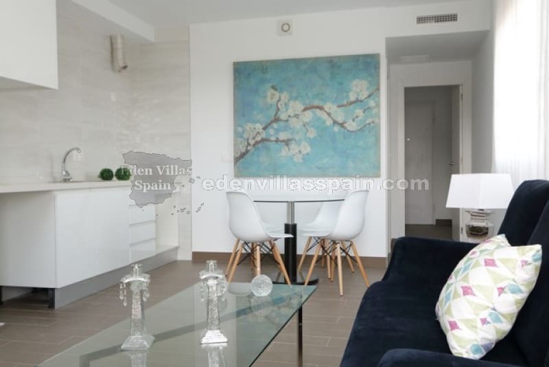 2 bedroom Apartment for sale in Santa Pola with pool - € 270,000 (Ref: 8052067)