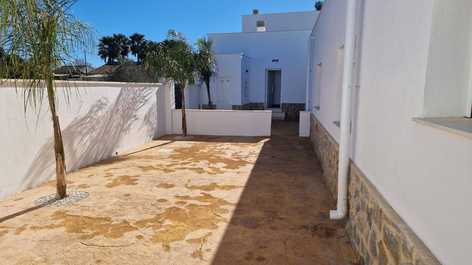 4 soverom Finca/Herregård til salgs i Alicante by med svømmebasseng - € 1 600 (Ref: 8321251)