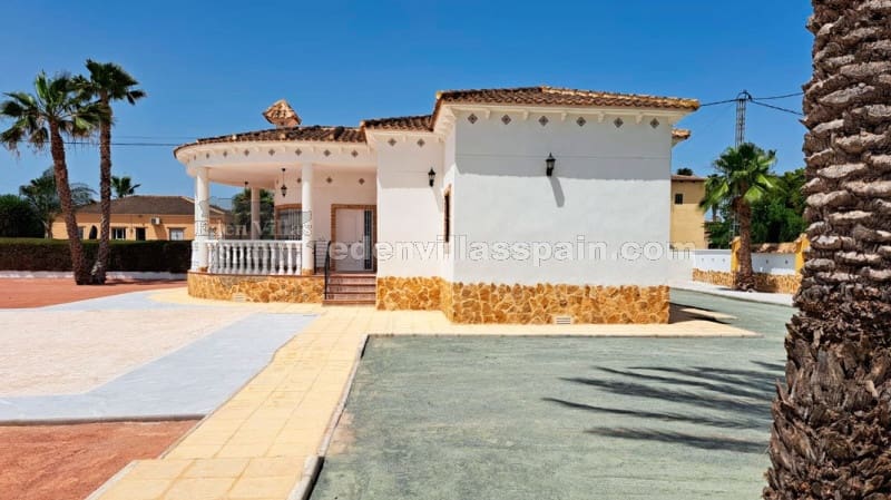 3 slaapkamer Finca/Landhuis te koop in Alicante stad met zwembad - € 385.000 (Ref: 8323854)