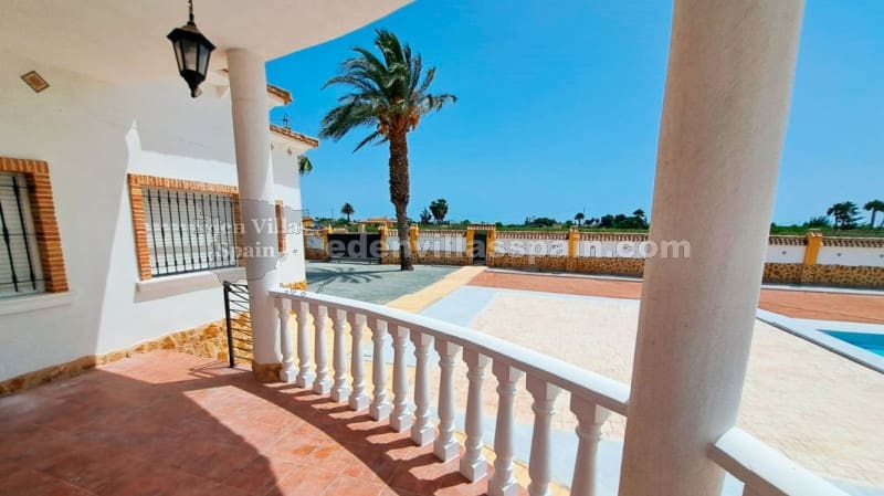 3 slaapkamer Finca/Landhuis te koop in Alicante stad met zwembad - € 385.000 (Ref: 8323854)