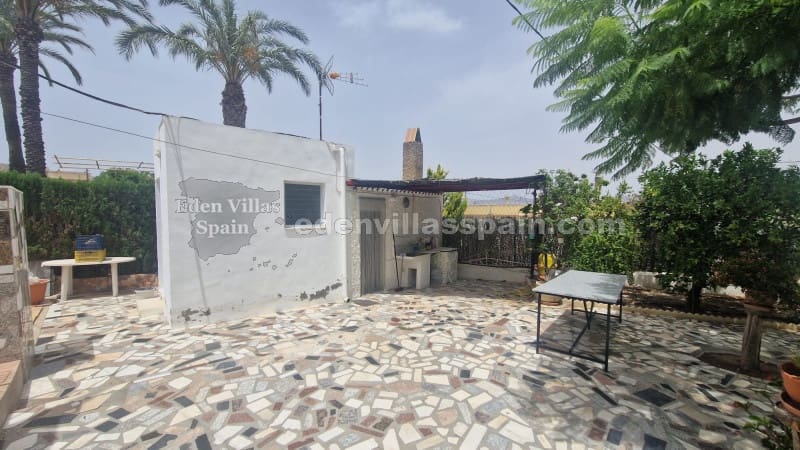 3 sypialnia Finka/Dom wiejski na sprzedaż w Callosa de Segura z basenem - 299 995 € (Ref: 8397797)