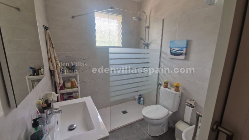3 soveværelse Finca/Landehus til salg i Alicante by med swimmingpool - € 299.995 (Ref: 8397798)