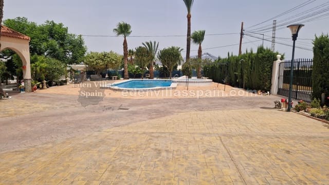 3 slaapkamer Finca/Landhuis te koop in Alicante stad met zwembad - € 299.995 (Ref: 8397798)