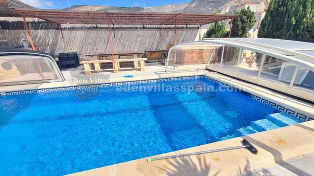 5 bedroom Finca/Country House for sale in Crevillente / Crevillent with pool - € 444,800 (Ref: 8472687)