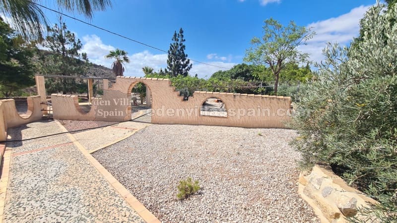 5 Zimmer Finca/Landgut zu verkaufen in Crevillente / Crevillent mit Pool - 444.800 € (Ref: 8472687)