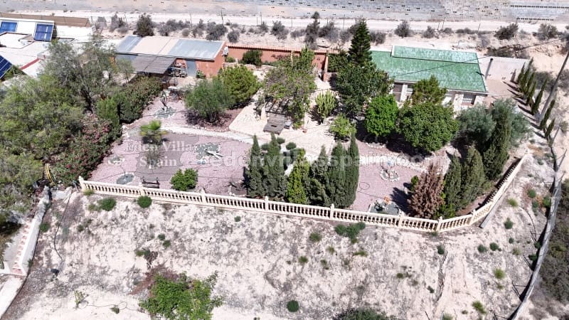 5 Zimmer Finca/Landgut zu verkaufen in Crevillente / Crevillent mit Pool - 444.800 € (Ref: 8472687)