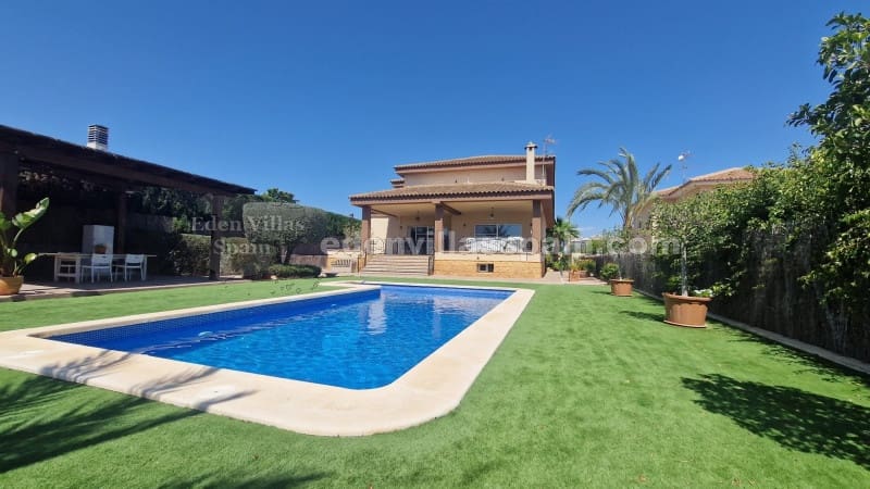 4 quarto Quinta/Casa Rural para venda em Elche / Elx com piscina - 579 995 € (Ref: 8533304)