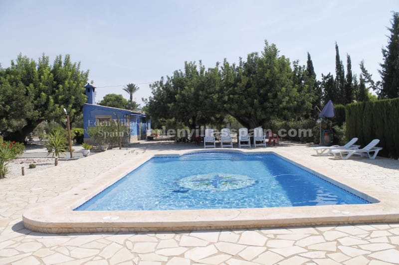 3 sovrum Finca/Hus på landet till salu i Elche / Elx med pool - 435 000 € (Ref: 8537888)