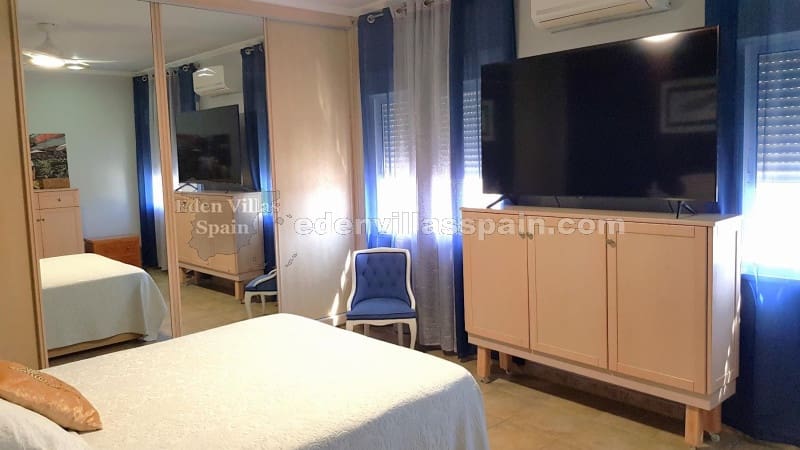 3 sovrum Finca/Hus på landet till salu i Elche / Elx med pool - 435 000 € (Ref: 8537888)