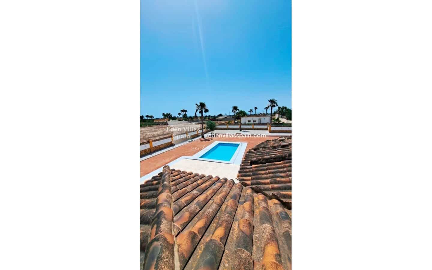 3 bedroom Finca/Country House for sale in Alicante / Alacant city with pool - € 385,000 (Ref: 8647835)