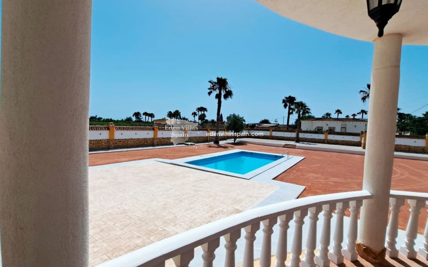 3 bedroom Finca/Country House for sale in Alicante / Alacant city with pool - € 385,000 (Ref: 8647835)