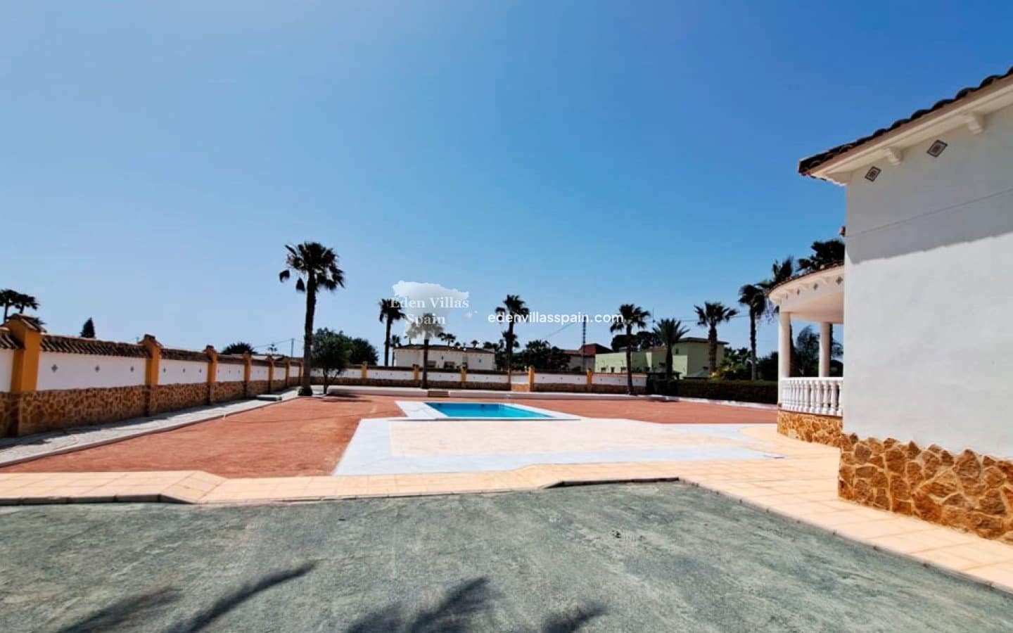 3 bedroom Finca/Country House for sale in Alicante / Alacant city with pool - € 385,000 (Ref: 8647835)