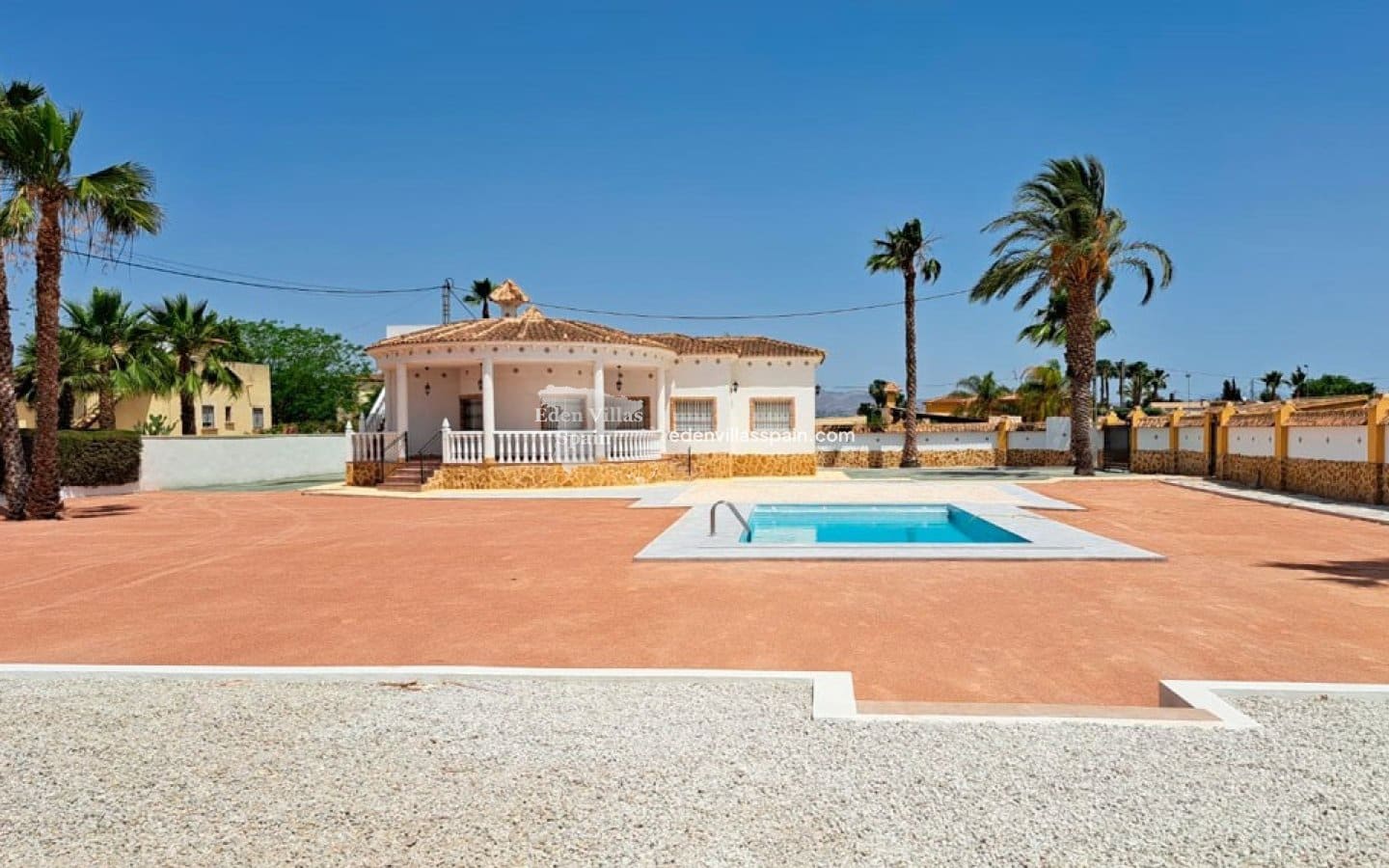 3 bedroom Finca/Country House for sale in Alicante / Alacant city with pool - € 385,000 (Ref: 8647835)