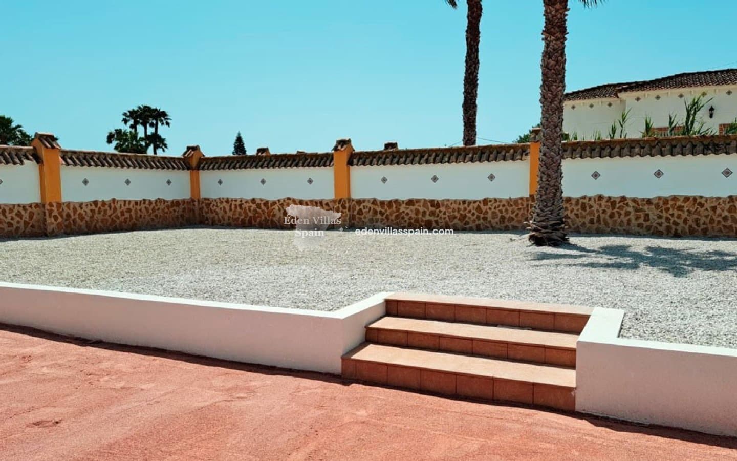 3 bedroom Finca/Country House for sale in Alicante / Alacant city with pool - € 385,000 (Ref: 8647835)