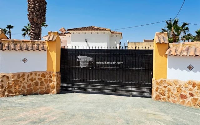 3 bedroom Finca/Country House for sale in Alicante / Alacant city with pool - € 385,000 (Ref: 8647835)