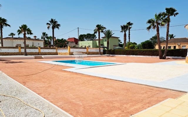 3 bedroom Finca/Country House for sale in Alicante / Alacant city with pool - € 385,000 (Ref: 8647835)