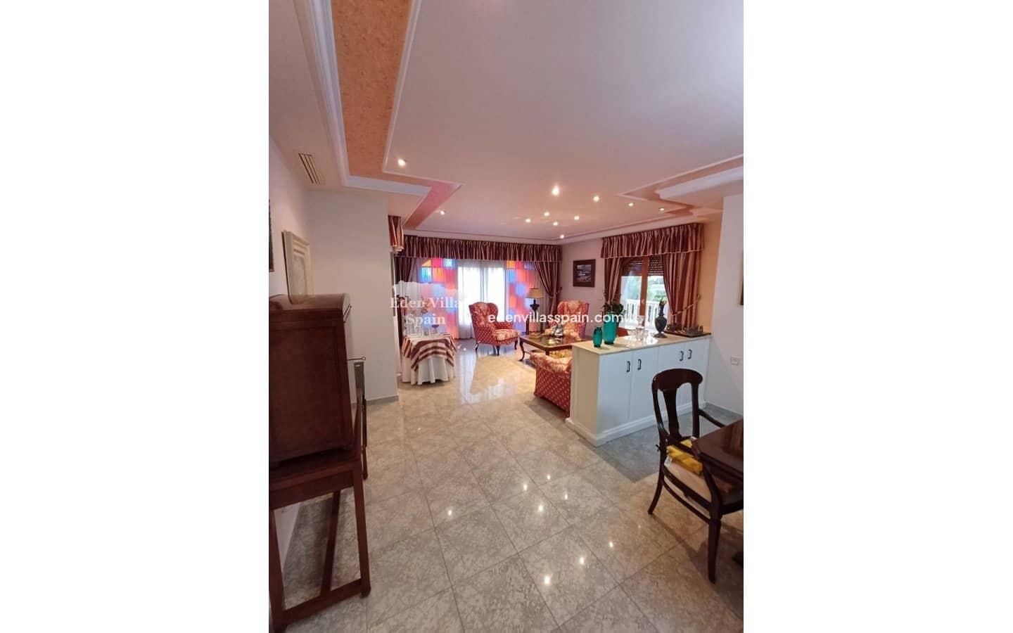 6 slaapkamer Villa te koop in Alicante stad met zwembad - € 920.000 (Ref: 8681647)