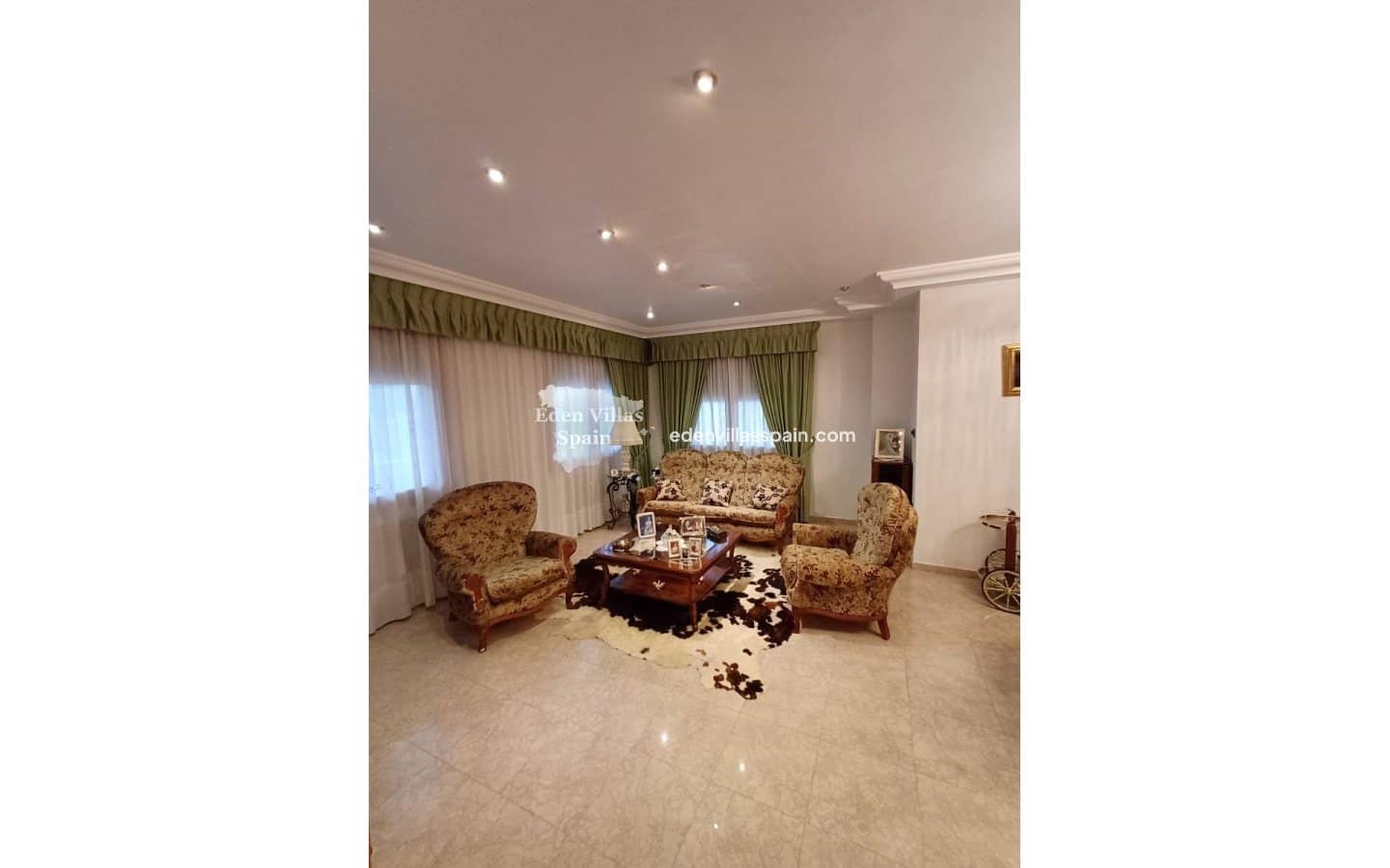 6 slaapkamer Villa te koop in Alicante stad met zwembad - € 920.000 (Ref: 8681647)