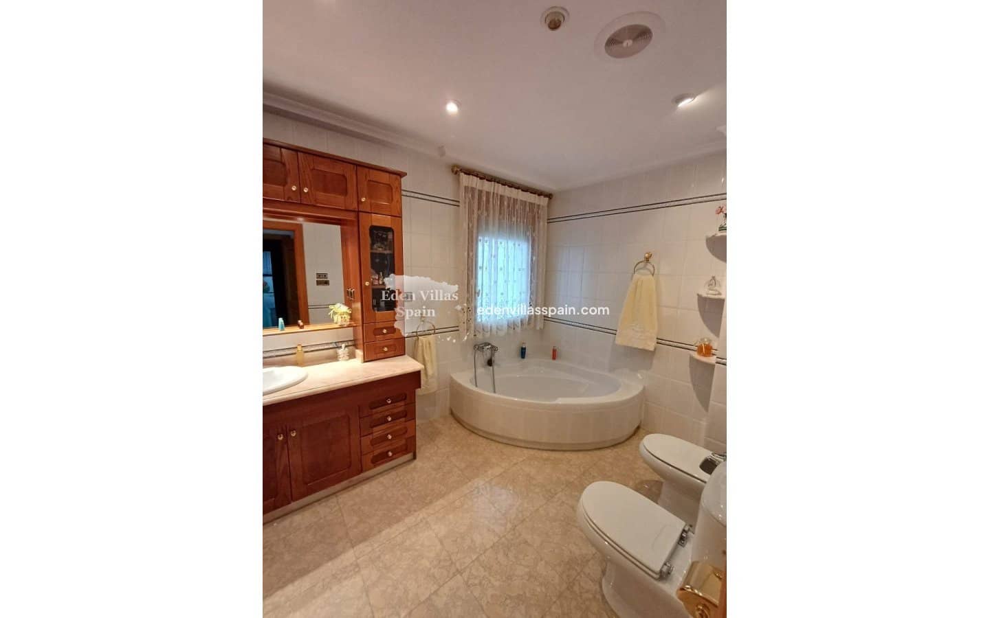 6 slaapkamer Villa te koop in Alicante stad met zwembad - € 920.000 (Ref: 8681647)