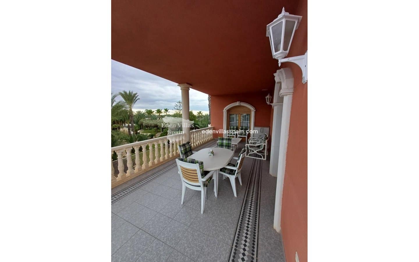 6 slaapkamer Villa te koop in Alicante stad met zwembad - € 920.000 (Ref: 8681647)