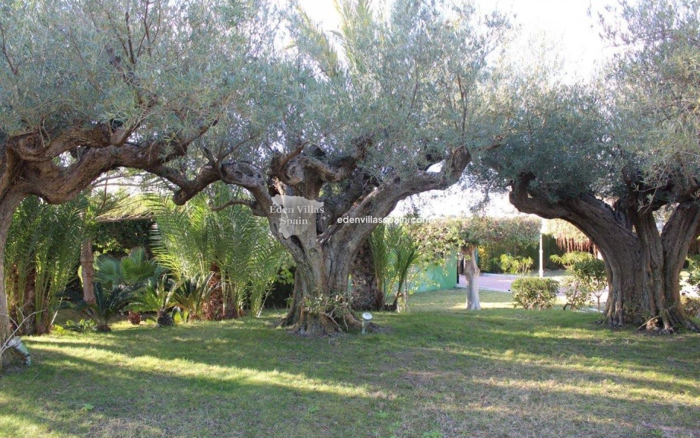 6 slaapkamer Villa te koop in Alicante stad met zwembad - € 920.000 (Ref: 8681647)