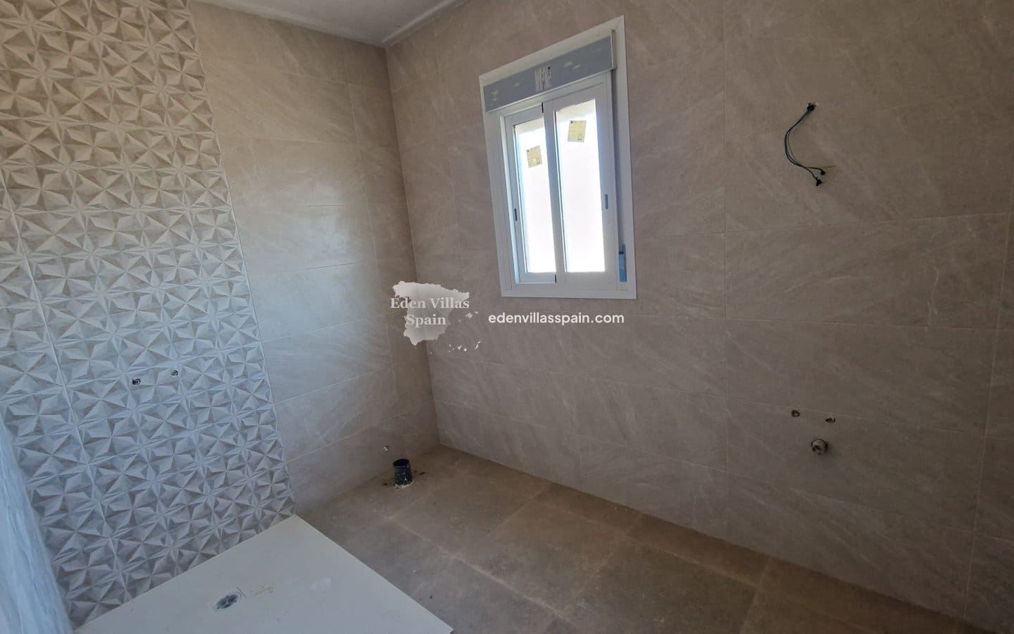 3 sypialnia Finka/Dom wiejski na sprzedaż w Miasto Alicante / Alacant - 390 000 € (Ref: 8754675)