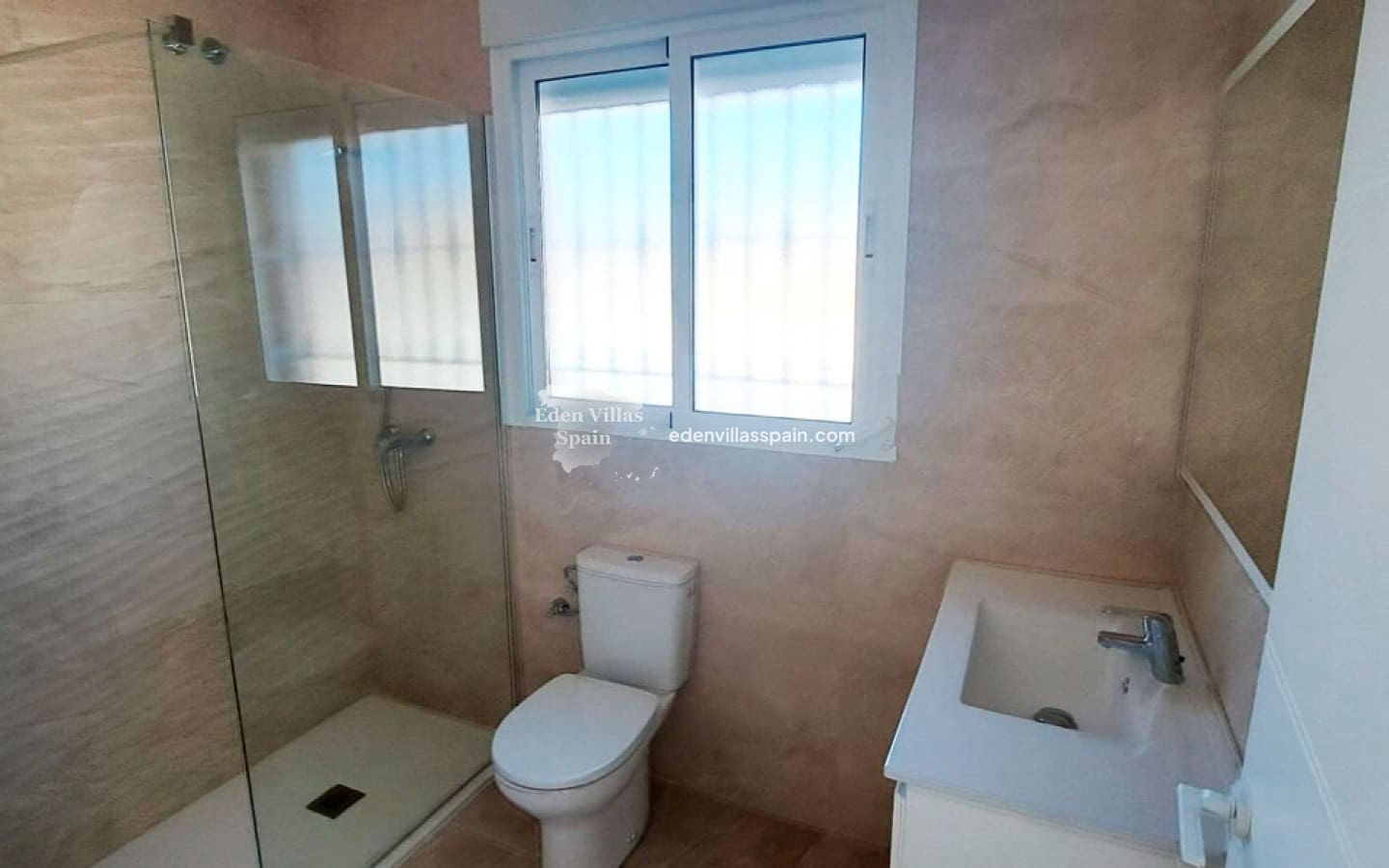 3 makuuhuone Maalaistalo myytävänä paikassa Alicante kaupunki - 365 000 € (Ref: 8758614)