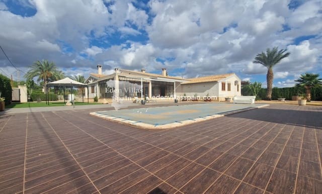 4 sypialnia Finka/Dom wiejski na sprzedaż w Elche / Elx z basenem - 690 000 € (Ref: 8769662)