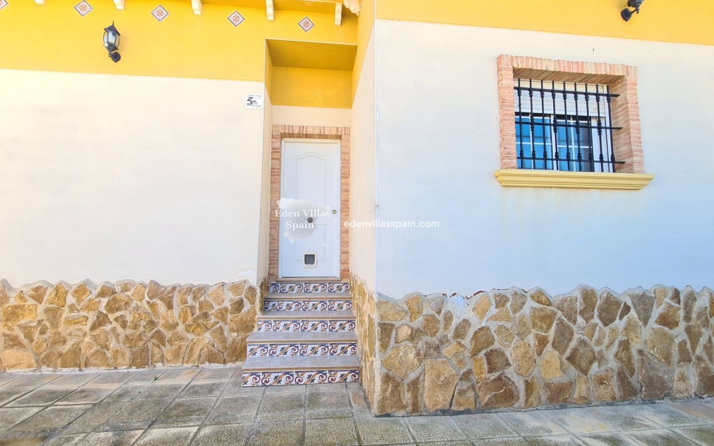 3 slaapkamer Finca/Landhuis te koop in Catral met zwembad - € 329.000 (Ref: 8777461)