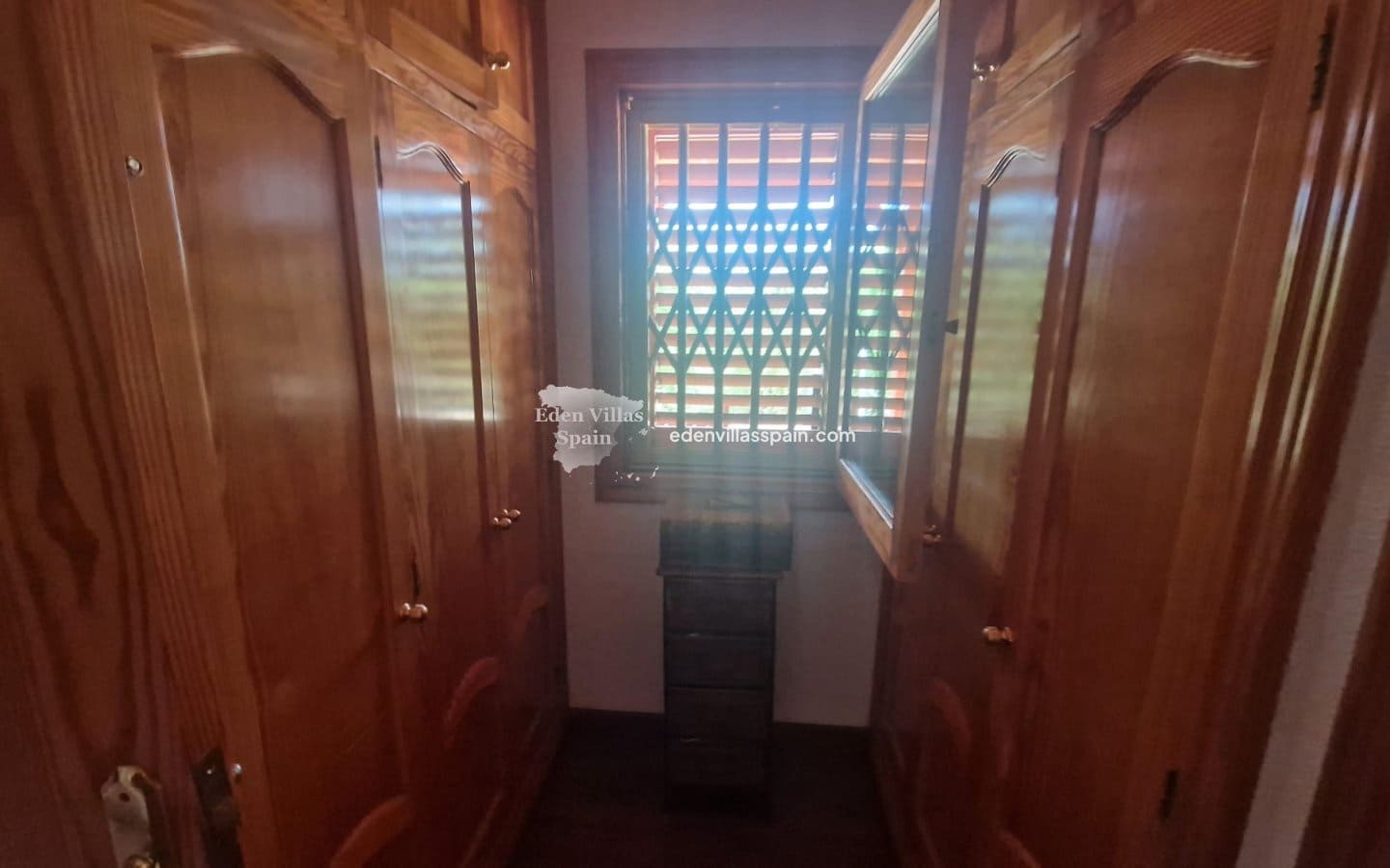 4 soveværelse Villa til salg i Alicante by med swimmingpool - € 690.000 (Ref: 8782211)