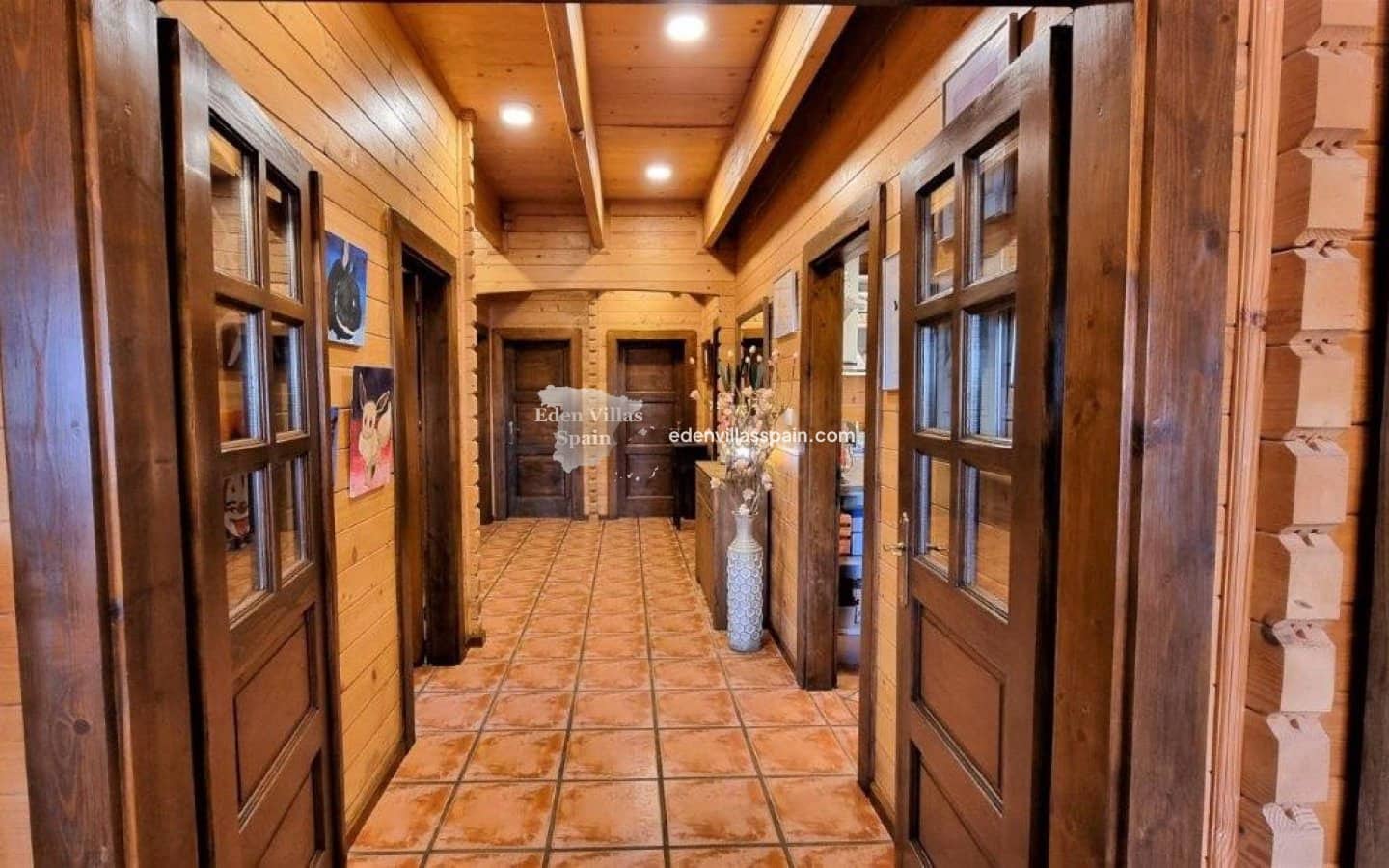 4 bedroom Villa for sale in Alicante / Alacant city with pool - € 975,000 (Ref: 8807356)