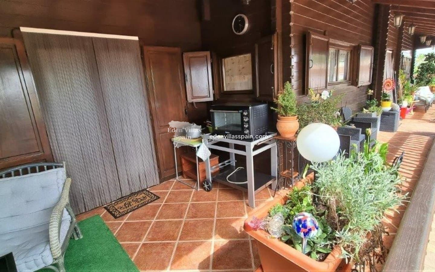 4 bedroom Villa for sale in Alicante / Alacant city with pool - € 975,000 (Ref: 8807356)