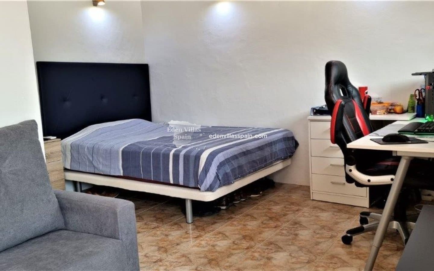 4 bedroom Villa for sale in Alicante / Alacant city with pool - € 975,000 (Ref: 8807356)