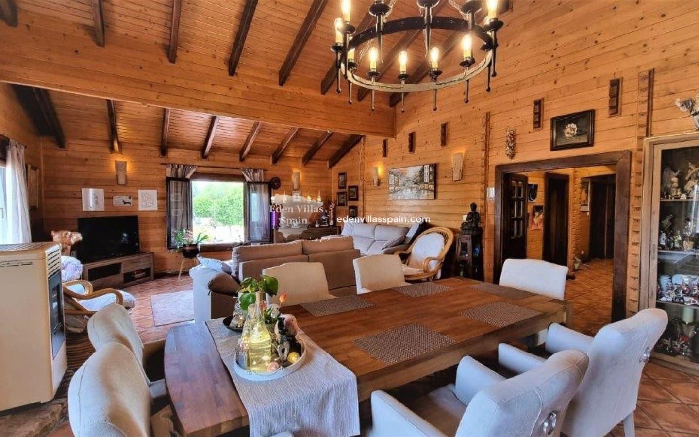 4 bedroom Villa for sale in Alicante / Alacant city with pool - € 975,000 (Ref: 8807356)