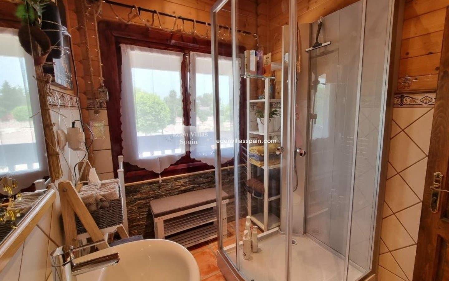 4 bedroom Villa for sale in Alicante / Alacant city with pool - € 975,000 (Ref: 8807356)