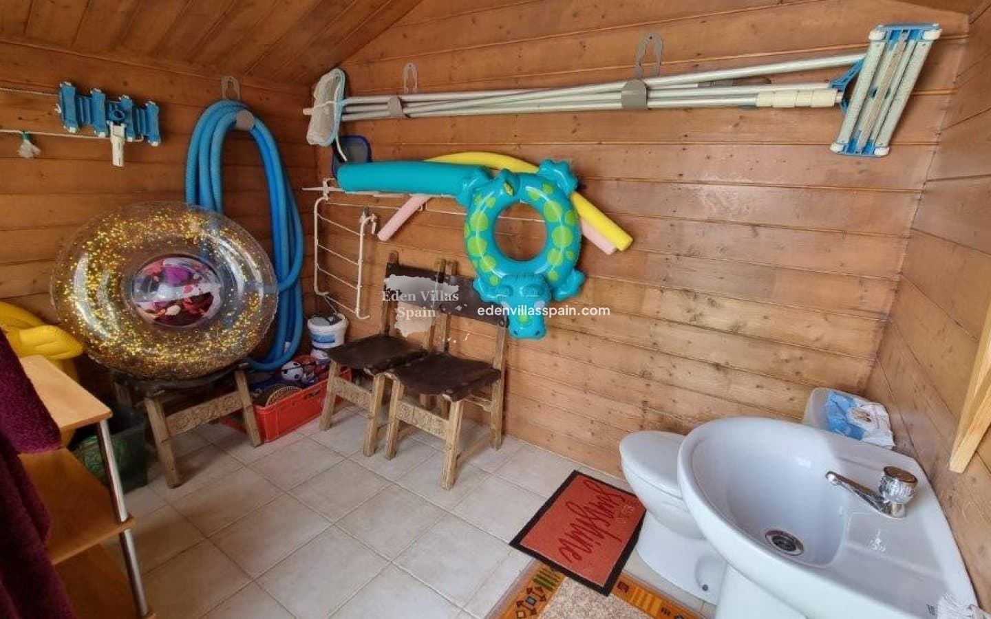 4 bedroom Villa for sale in Alicante / Alacant city with pool - € 975,000 (Ref: 8807356)