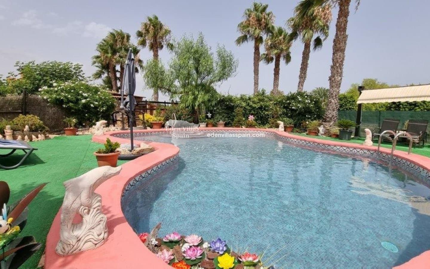 4 bedroom Villa for sale in Alicante / Alacant city with pool - € 975,000 (Ref: 8807356)