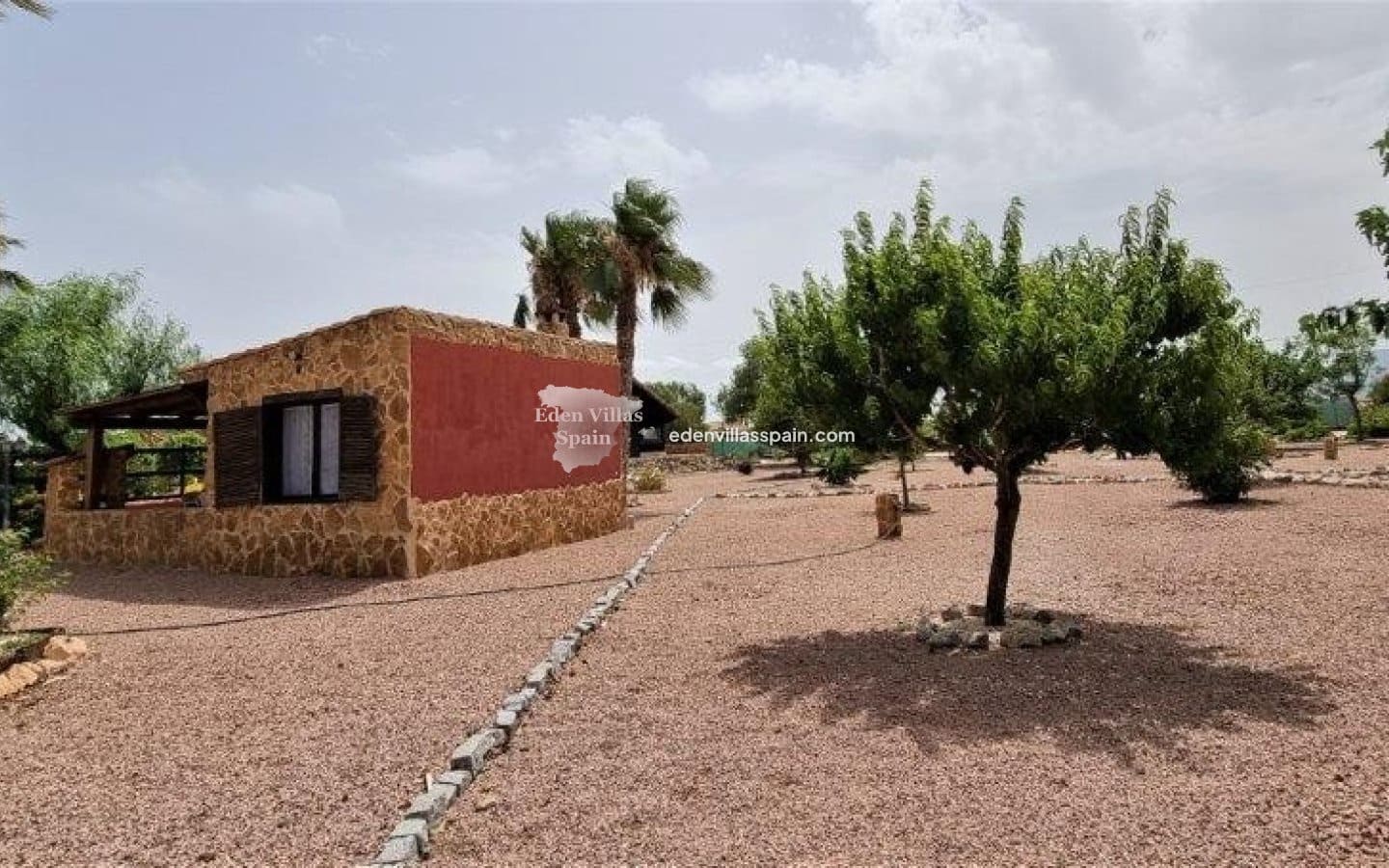 4 bedroom Villa for sale in Alicante / Alacant city with pool - € 975,000 (Ref: 8807356)