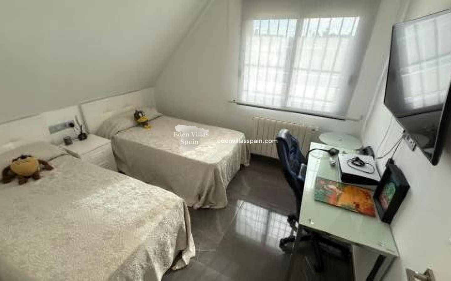 5 slaapkamer Villa te koop in Playa de San Juan met zwembad garage - € 1.499.000 (Ref: 8848717)