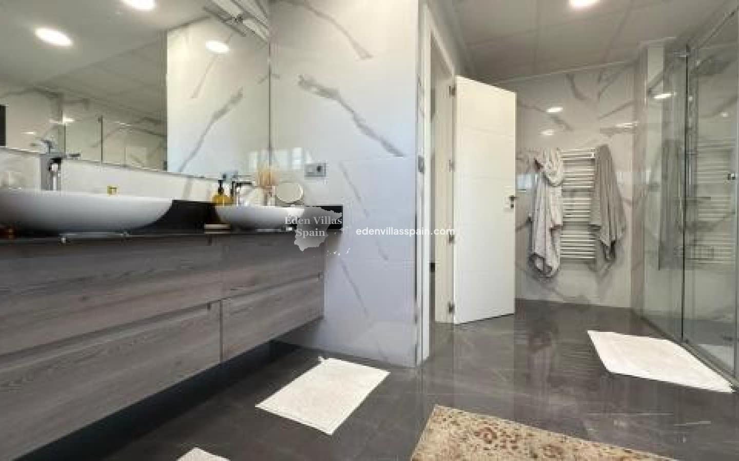 5 slaapkamer Villa te koop in Playa de San Juan met zwembad garage - € 1.499.000 (Ref: 8848717)