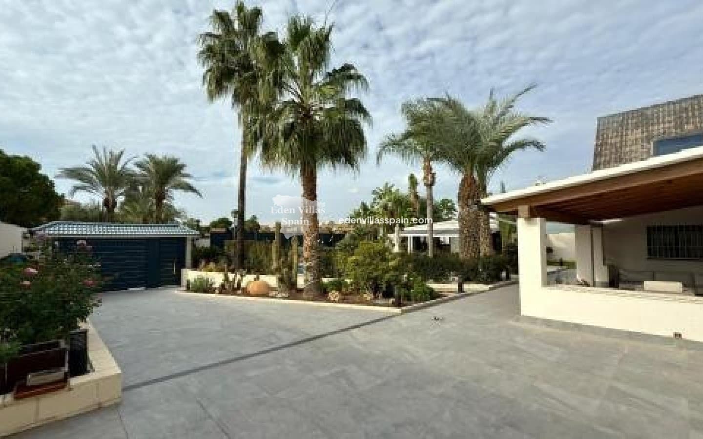 5 slaapkamer Villa te koop in Playa de San Juan met zwembad garage - € 1.499.000 (Ref: 8848717)