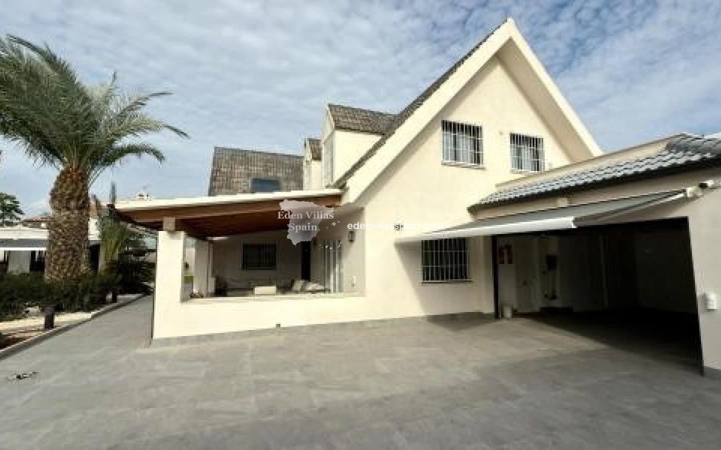 5 slaapkamer Villa te koop in Playa de San Juan met zwembad garage - € 1.499.000 (Ref: 8848717)