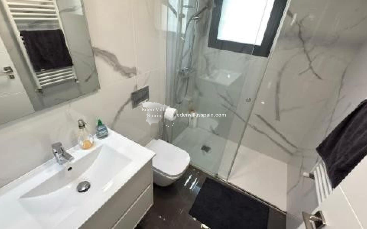 5 slaapkamer Villa te koop in Playa de San Juan met zwembad garage - € 1.499.000 (Ref: 8848717)