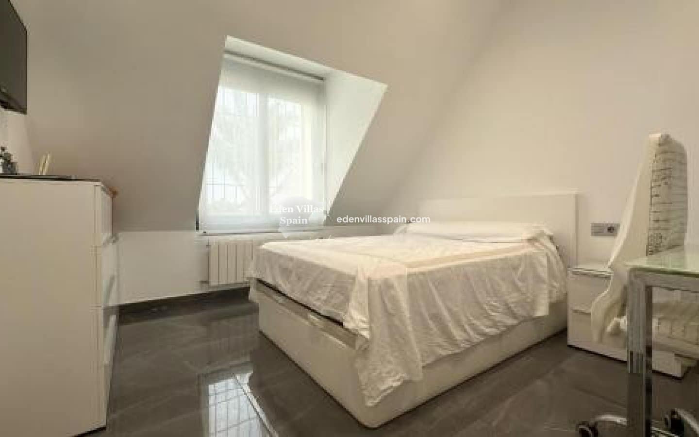 5 slaapkamer Villa te koop in Alicante stad met zwembad - € 1.499.000 (Ref: 8848718)