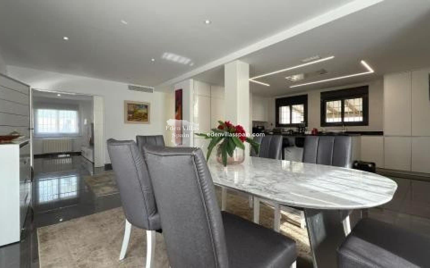 5 slaapkamer Villa te koop in Alicante stad met zwembad - € 1.499.000 (Ref: 8848718)